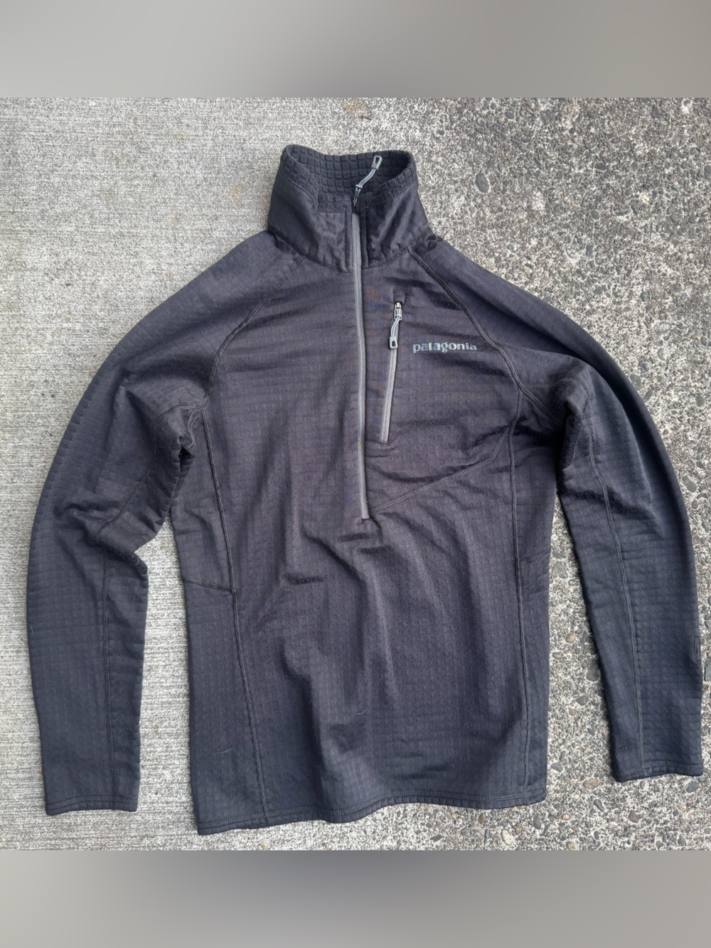 Women’s Patagonia R1 Fleece Pullover Regulator Waffle Black Size XXS